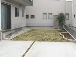 埼玉県熊谷市Ｙ邸ﾋﾟﾝｺﾛ花壇、石張りテラス、物置